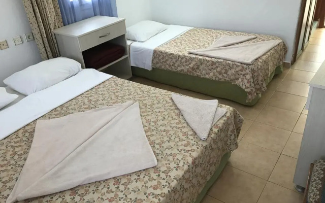 RED Hotel