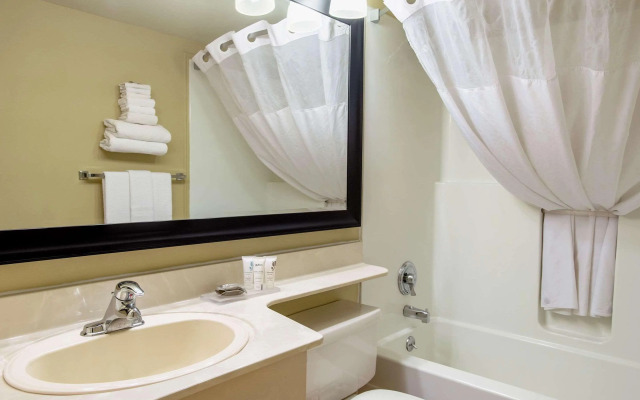 Country Inn & Suites by Radisson, Winnipeg, MB