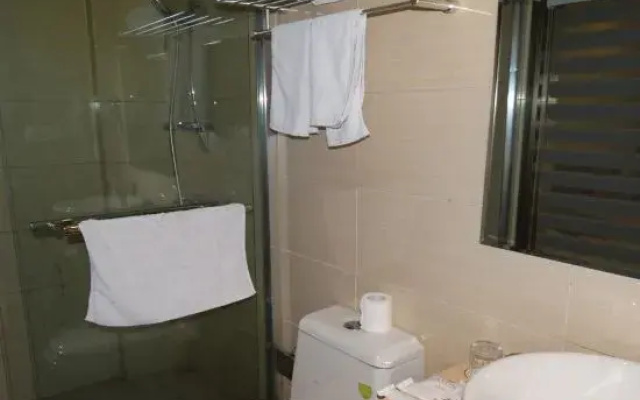 Baoying Xinsuzhong Hotel