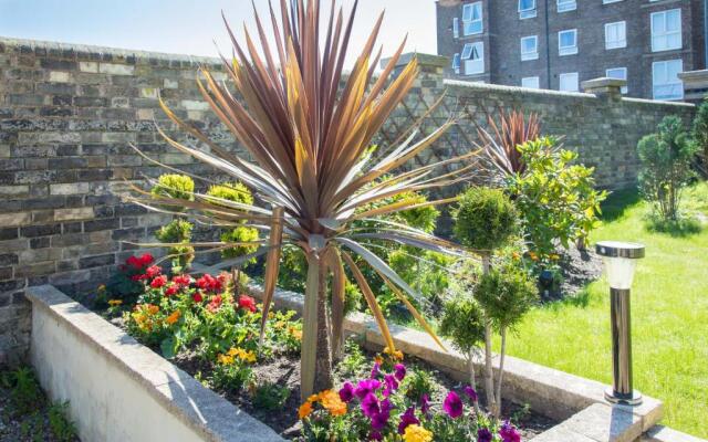 Remaotel Seafield Court Apartments