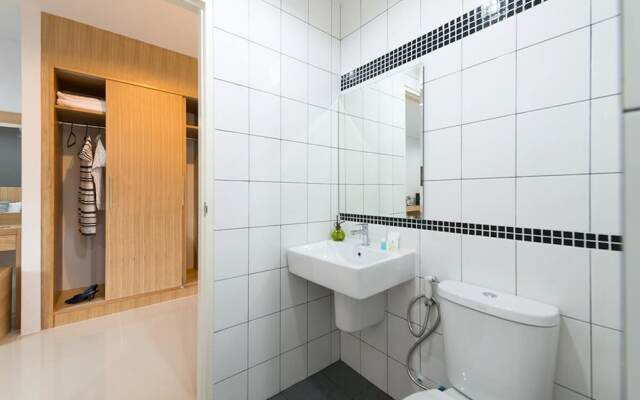 Pixel Hostel Phuket Airport