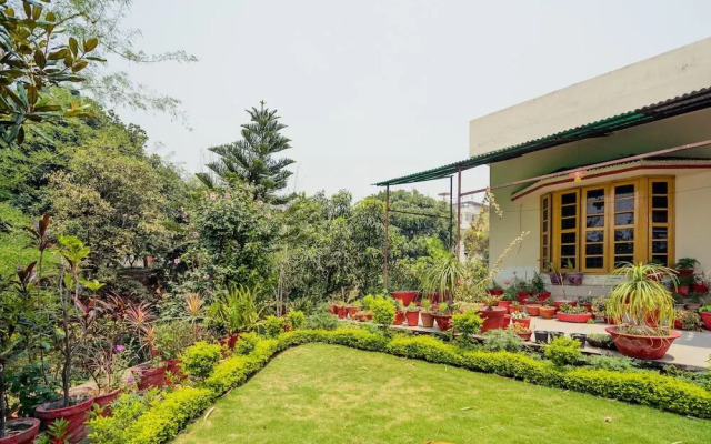OYO 13112 Home Peaceful Stay IT Park
