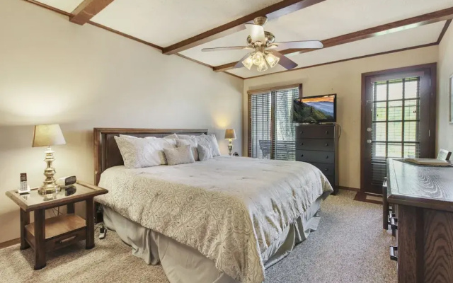 A Fairway View - Two Bedroom Condo
