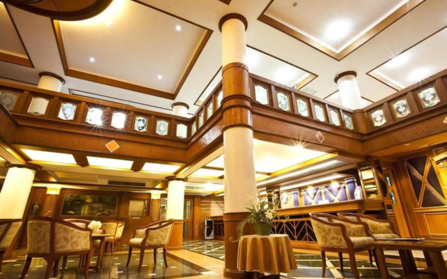 Zaza Hotel Bangpoo