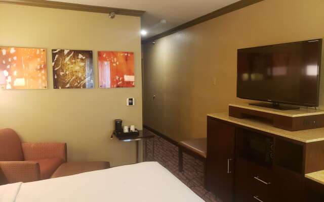 Best Western Plus Brookside Inn