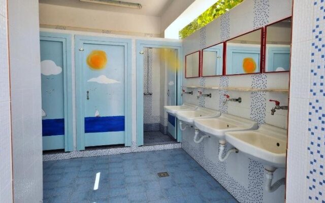 Santorini Youth Hostel