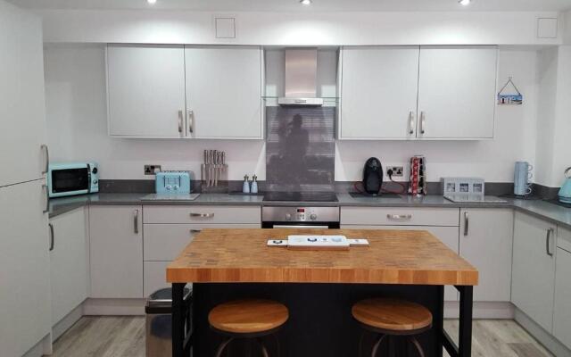 Margate Mews 150m From Sea Front and Dreamland
