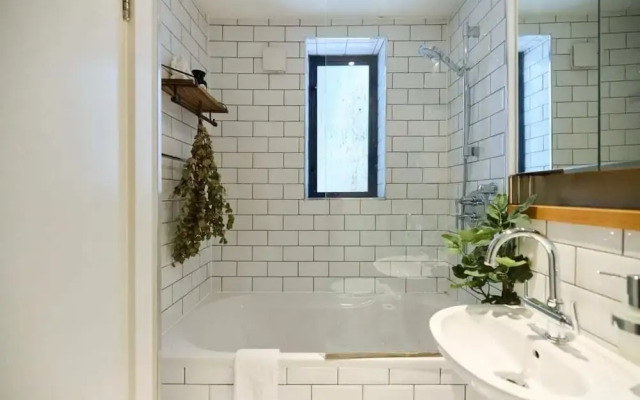 The Shoreditch Retreat - Inviting 2bdr Apartment