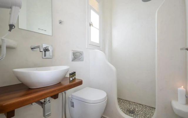 Ostria Hotel