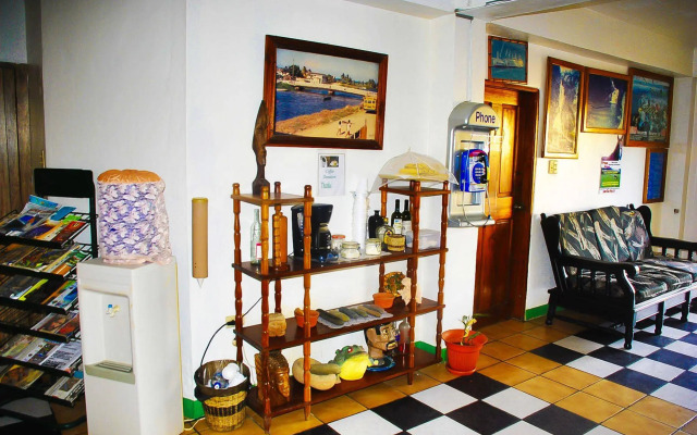 Chaleanor Hotel