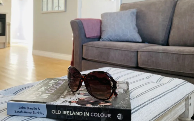 Wavecrest Holiday Cottage