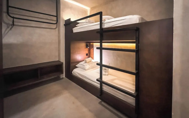 Yamato Hostel