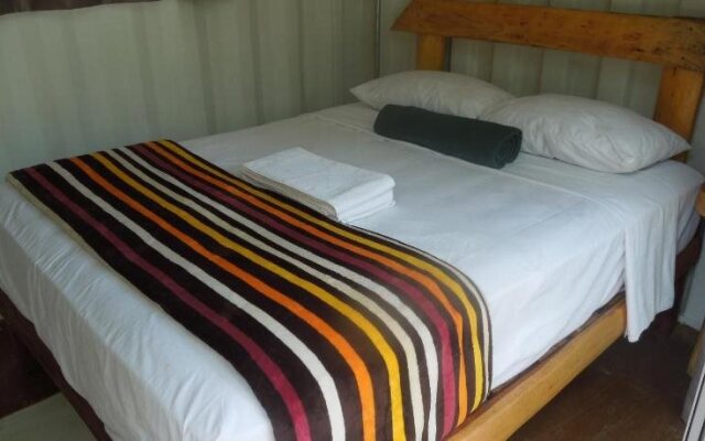 ContainME Eco Chic Hotel