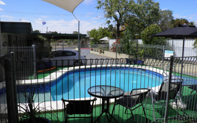7th Street Motel
