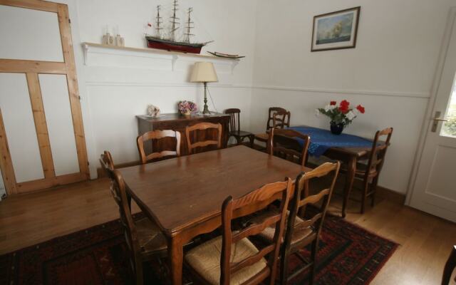 Impressive Villa With Sea View in Clohars-carnoët