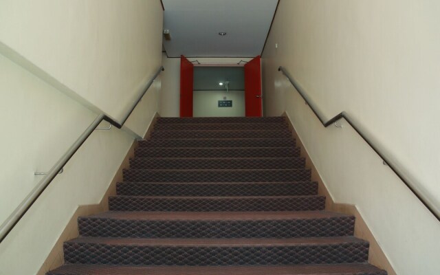 DE LA Hotel