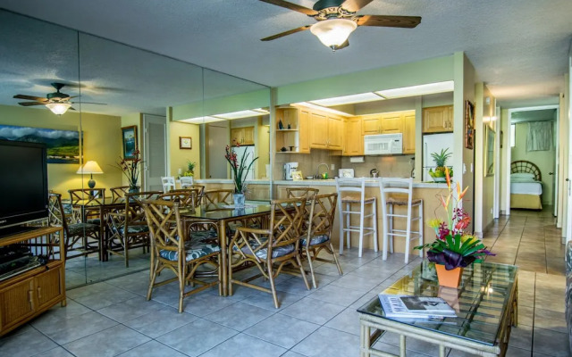 Papakea J103 2 Bedroom Condo by RedAwning
