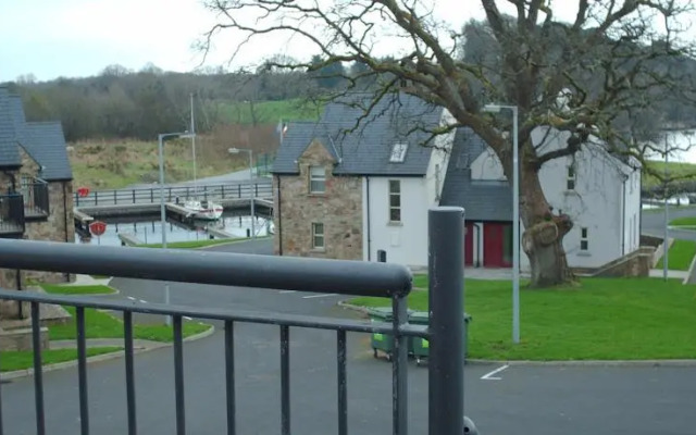 Lakeside Jetty Holiday Homes