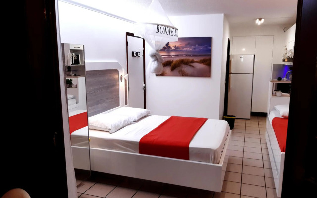 Studio Climatisé - Piscine-Plage - 2 à 3 personnes