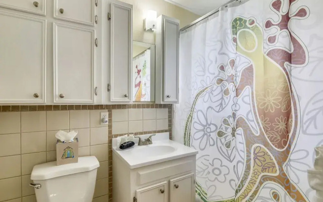 Lil Clam by RedAwning