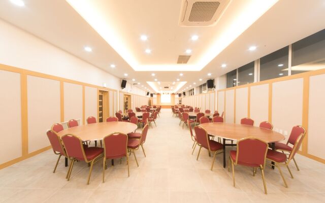 Lake Ocean Resort Sokcho