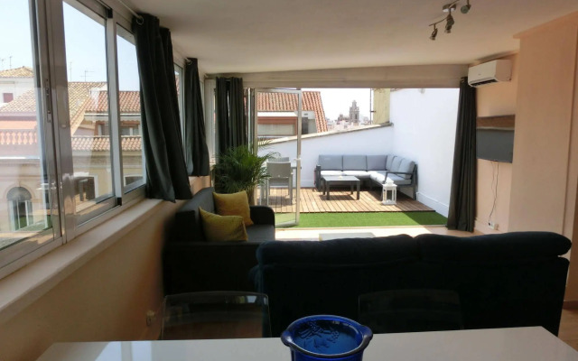 Total Valencia Attics I