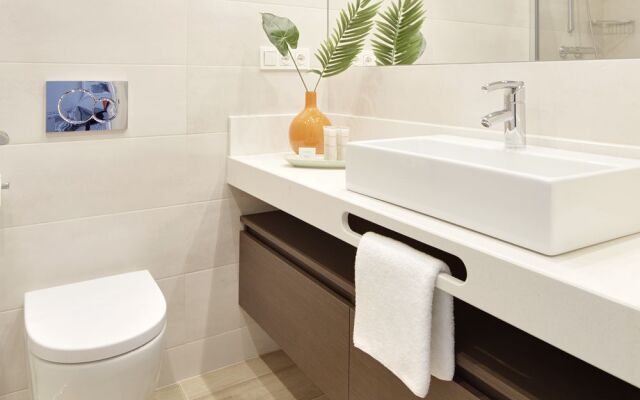 Marina Suite Apartment by FeelFree Rentals