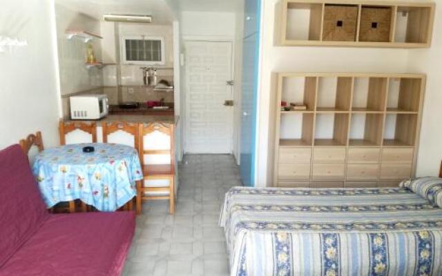 Studio Av. Gamonal, 12, 29630 Benalmadena, Malaga, Espana