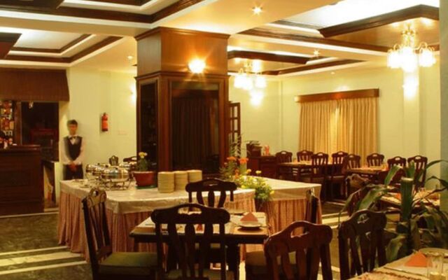 Hotel Royal Century