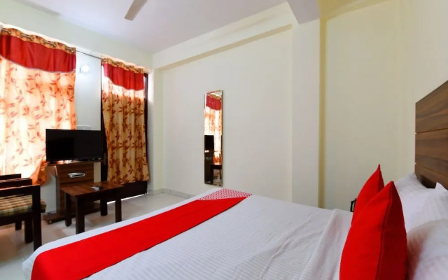 OYO 12818 Dev Villa