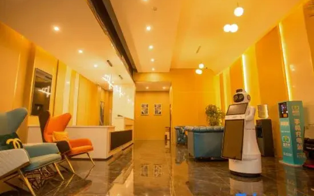 Yun Pan S Light Luxury Hotel (City God Temple)