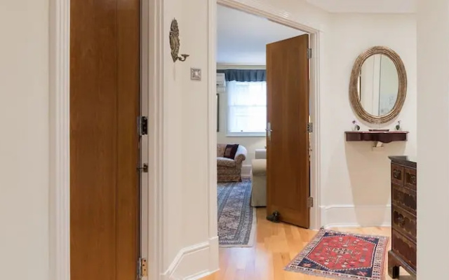 A Place Like Home - Elegant Apartment near Green Park