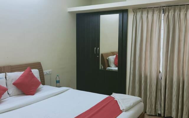 R Hotel Manapakkam