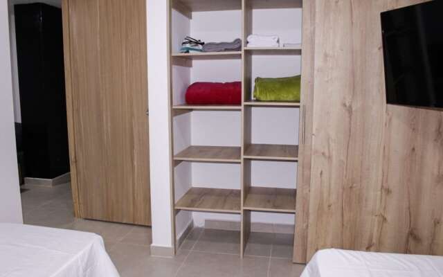 "apartamento 2 Alcobas Estadio Piso 2 Con Patio"