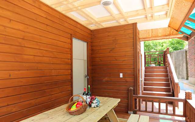 Muju Deogyu Mt. Forest Pension