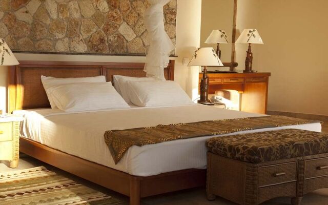 Ledger Plaza Bahari Beach