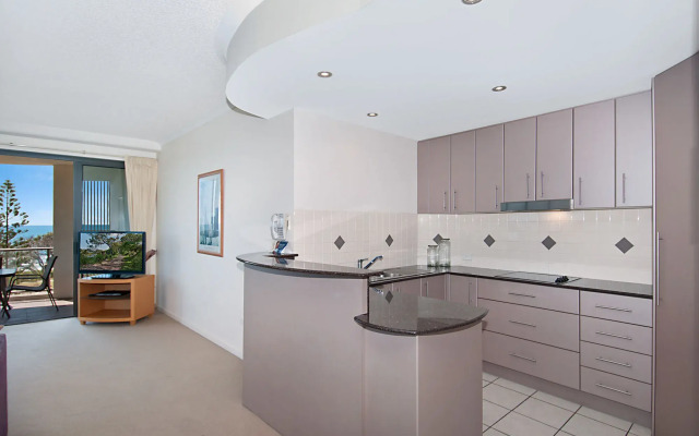 Meridian Alex Beach Apartments