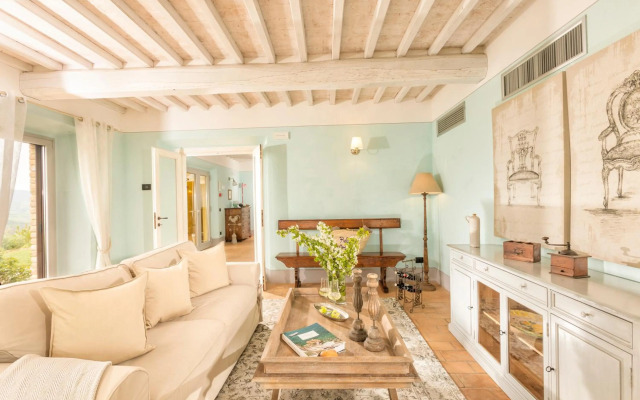 Tuscany Equestrian