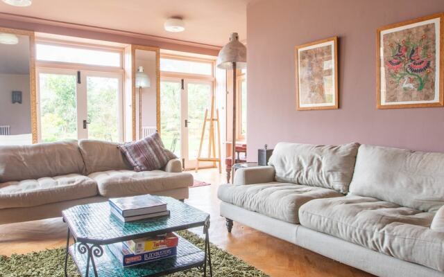 Large Country House in Ashdown Forest