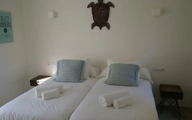 Charming Villa With sea Views