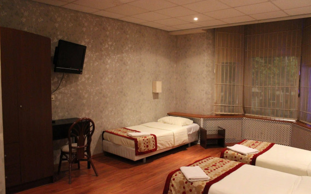 Hotel Skyline
