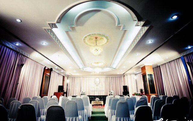 River Hotel Nakhon Pathom