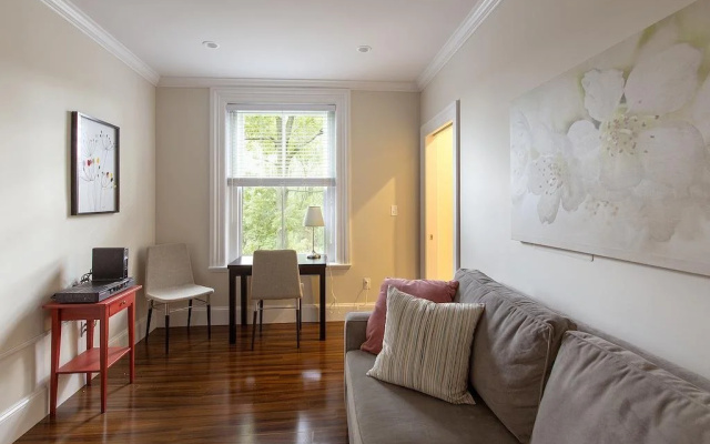 Charles Street by Short Term Rentals Boston