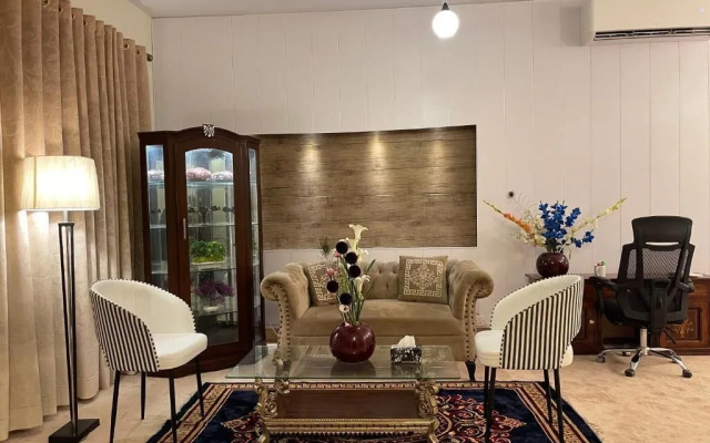 The Life Style Lodges