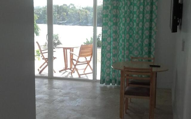 Fountain Bay Resort & Marina