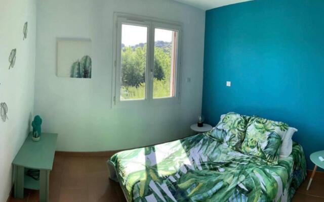 Maison spacieuse et calme près de la cité