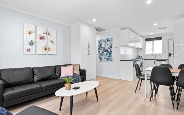 Hectorville Luxe Haven Suite