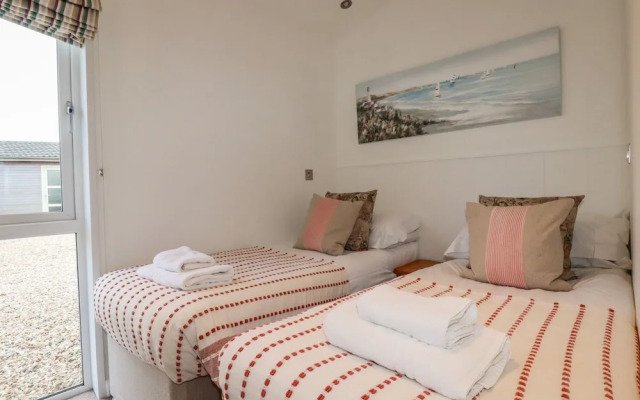 8 Horizon View