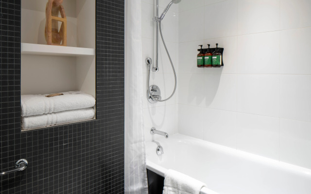 Crowne Plaza London - Docklands by IHG