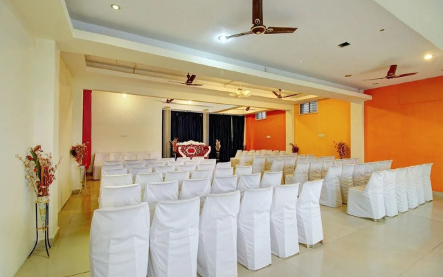 Forest Transit Hotel by OYO Rooms